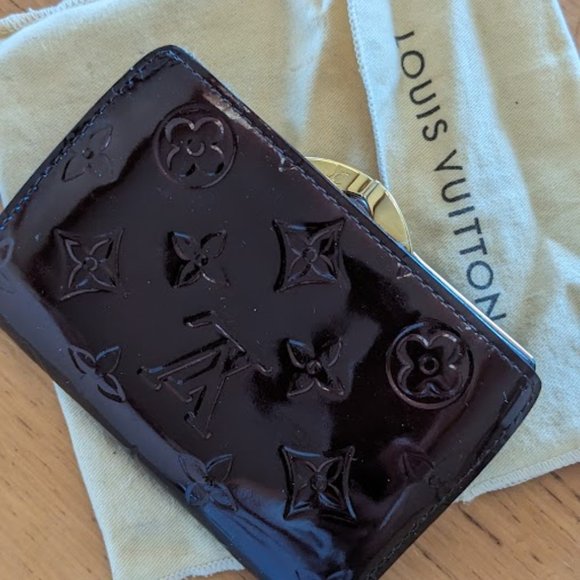Authentic Louis Vuitton Bifold Vernis Wallet - Picture 4 of 6